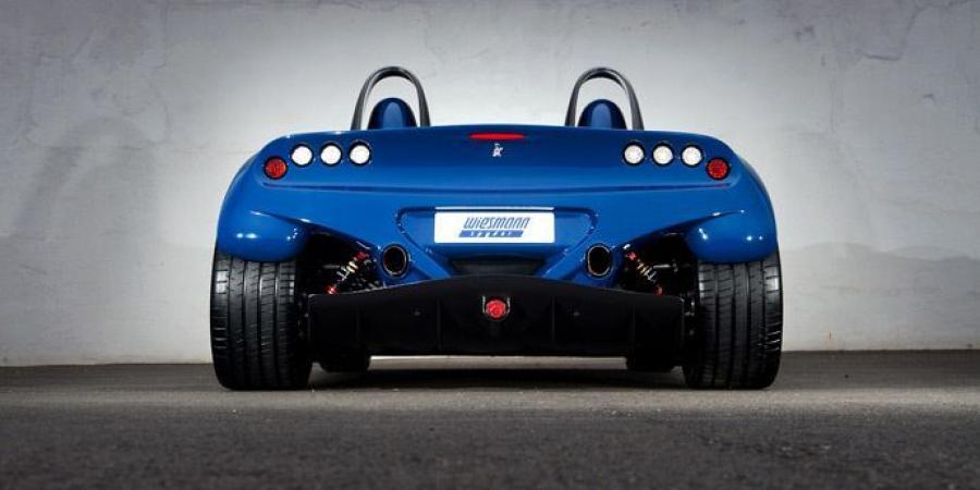  Wiesmann Spyder Concept 2011 года  (фото 5 из 16)